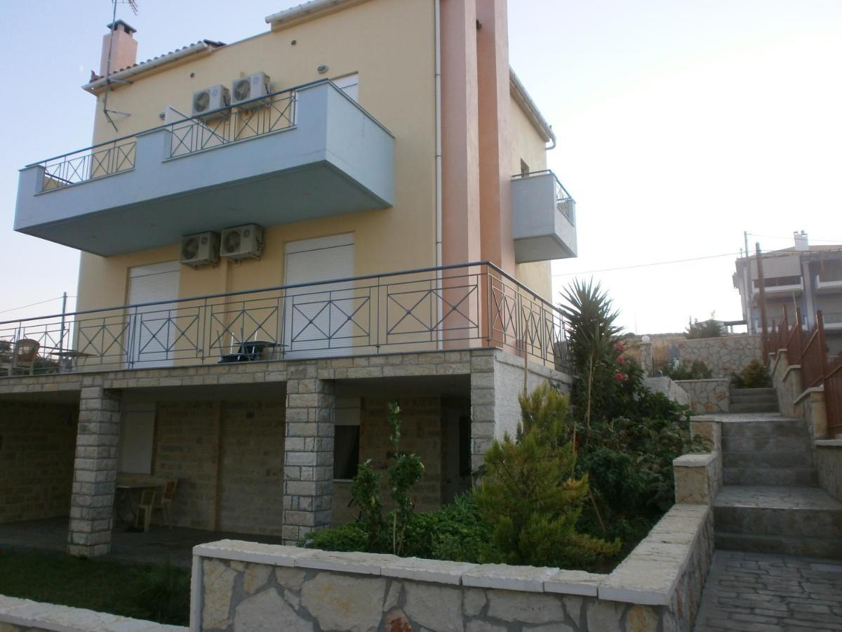 Christine Apartment *