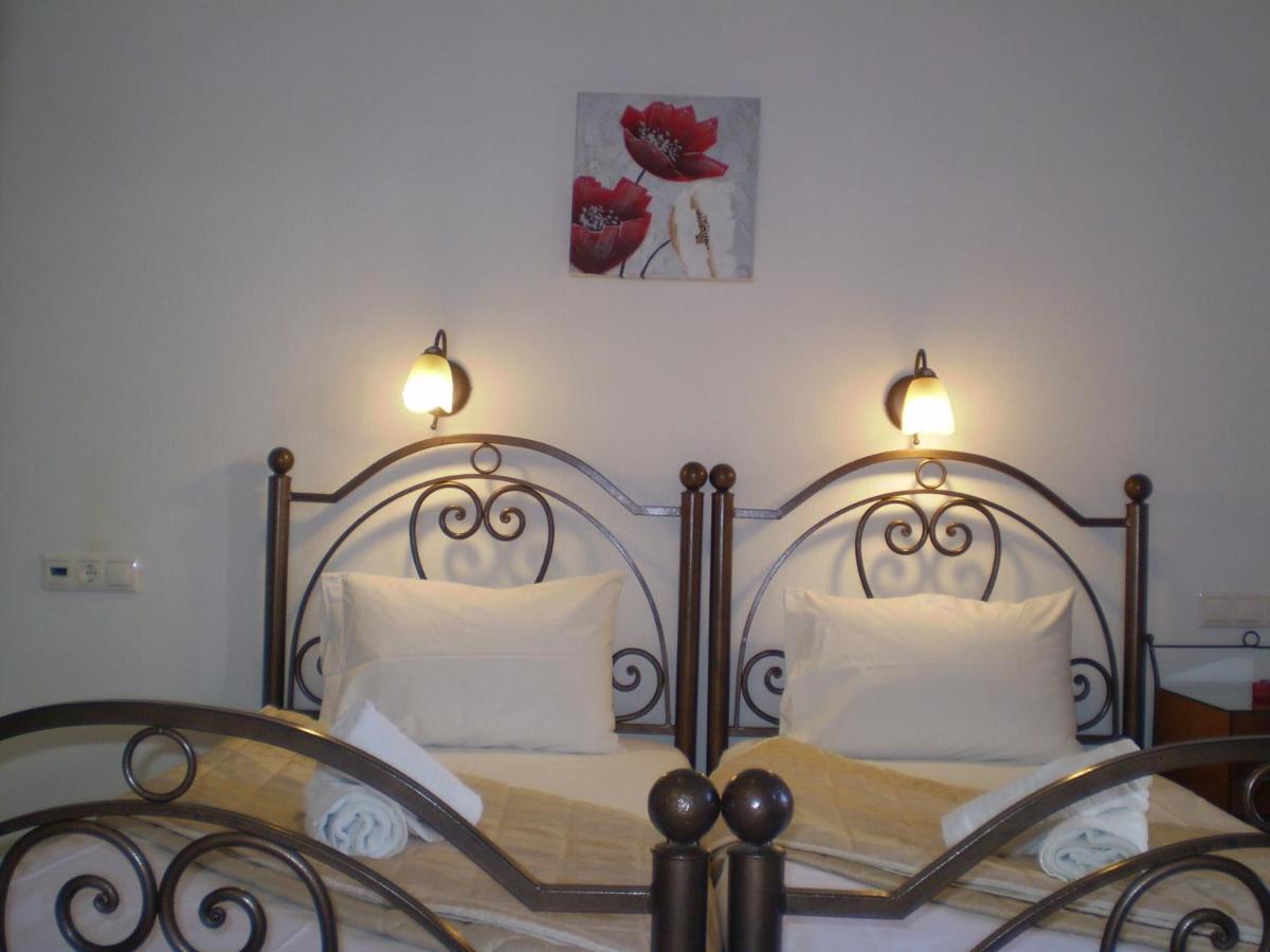 Zoi Apartment