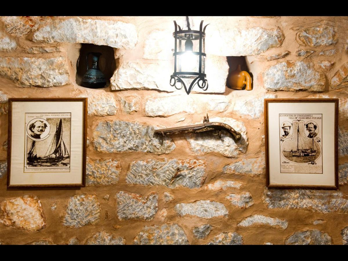 Arapakis Historic Castle 4*