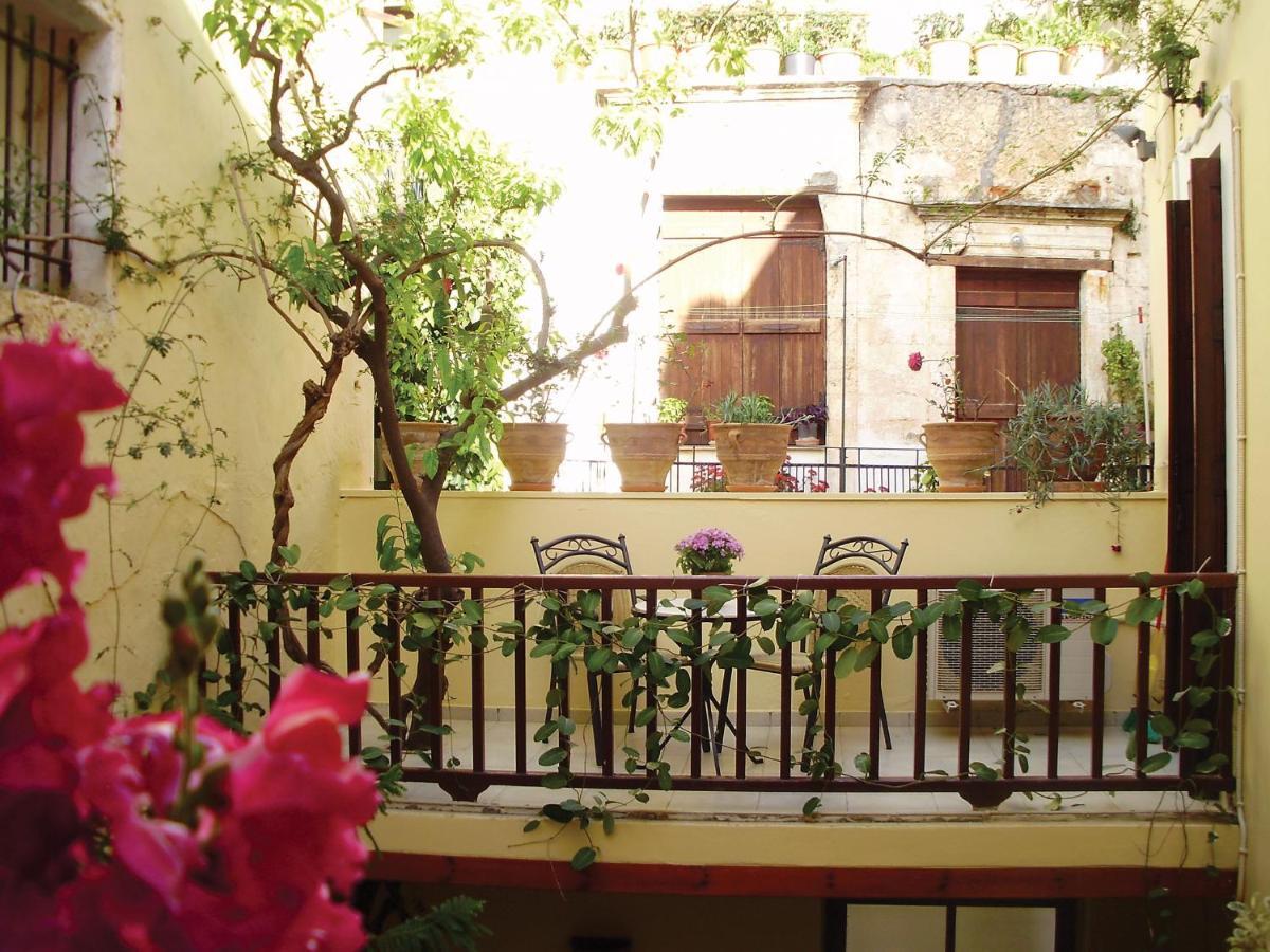 Guest house Madonna Chania (Crete)