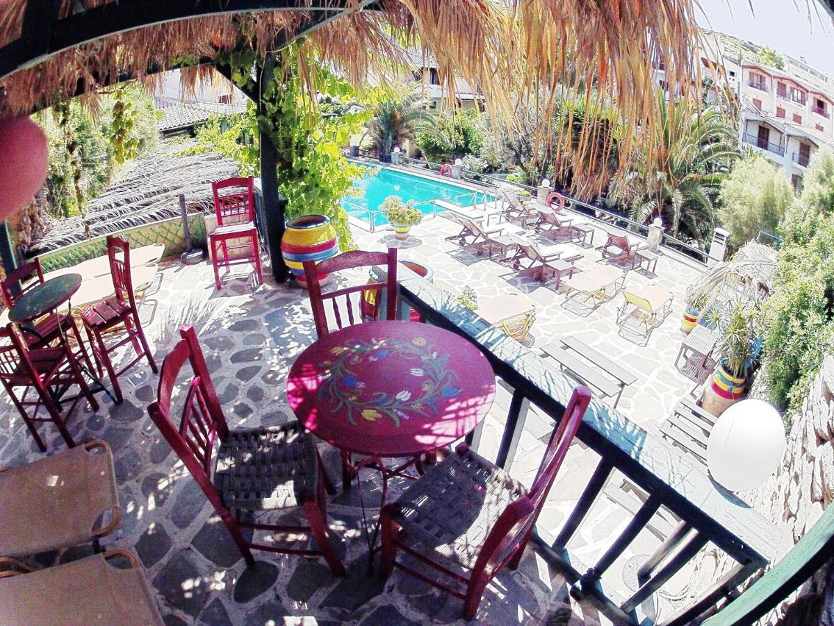 Villa Rena Batsi (Andros)