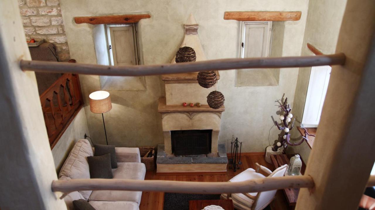 Artsistas Guest house