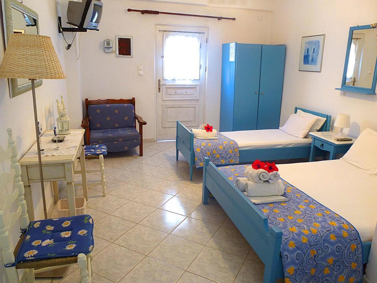 Mania And Guest house Poros Town