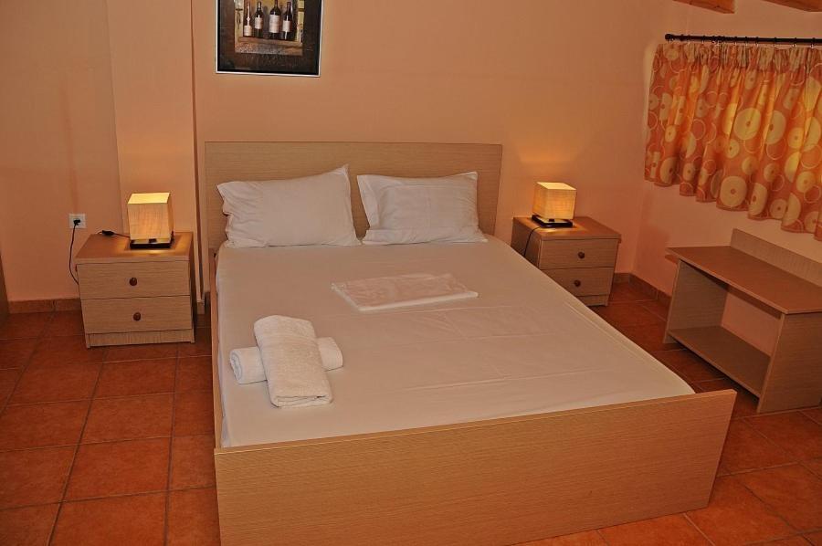 Eugenia Aparthotel