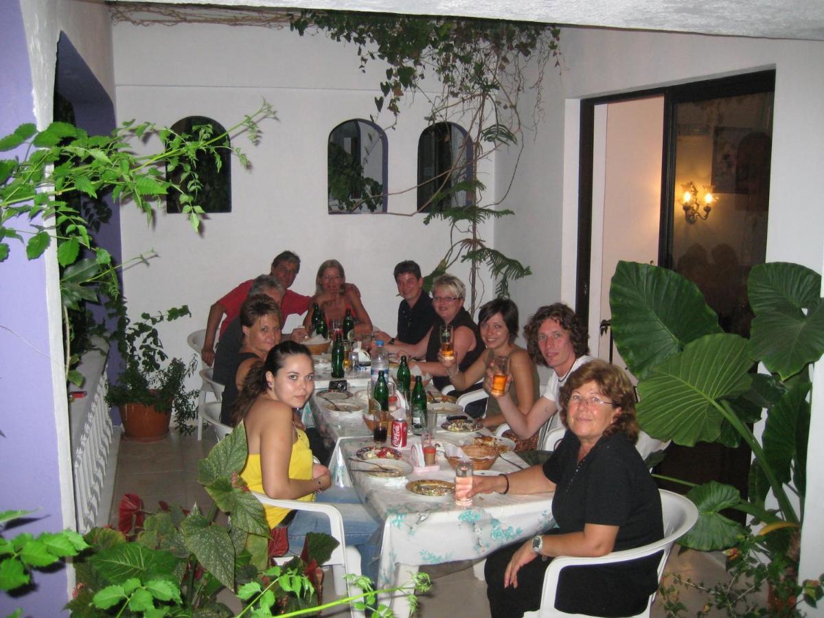 Hotel Rosmari 2*