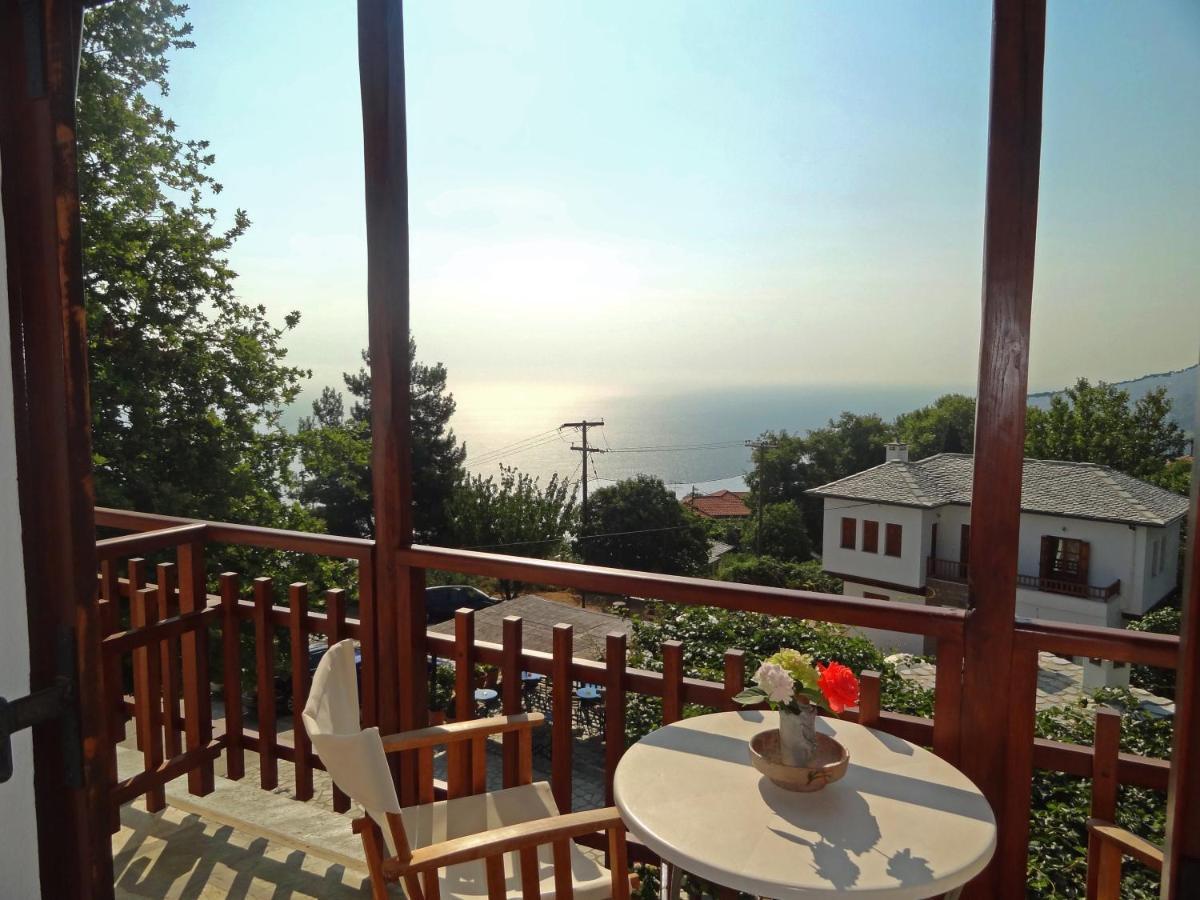 Hotel Vrionis 2*