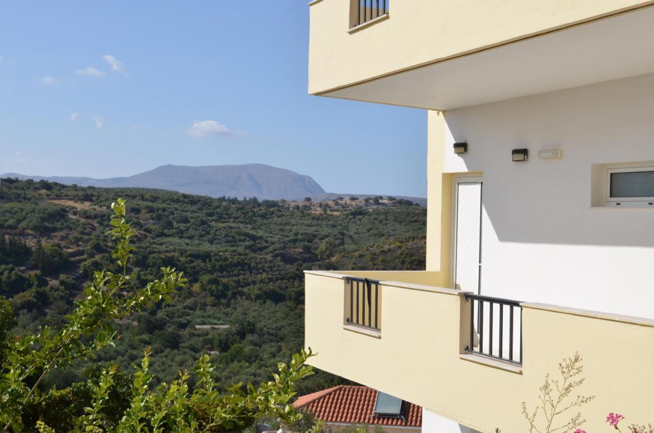 Kaloudis Almyrida (Crete)