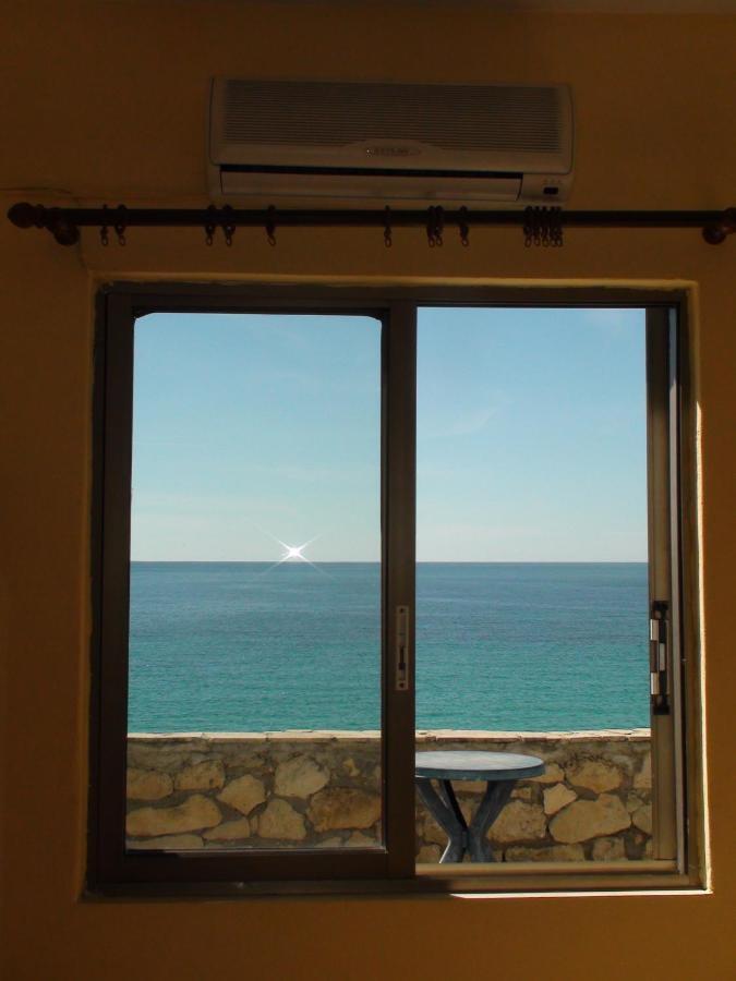 Apartment Constantinos