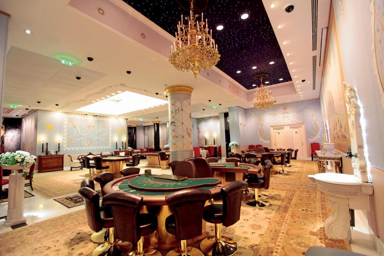 Club Casino 5*