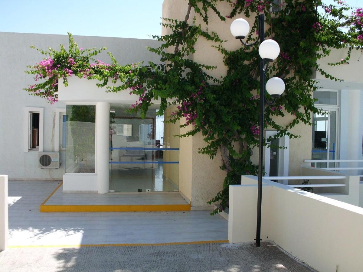 Iris Hotel