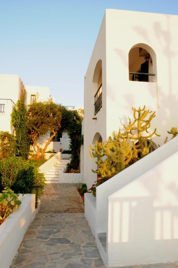 Village & 4* Hersonissos (Crete)