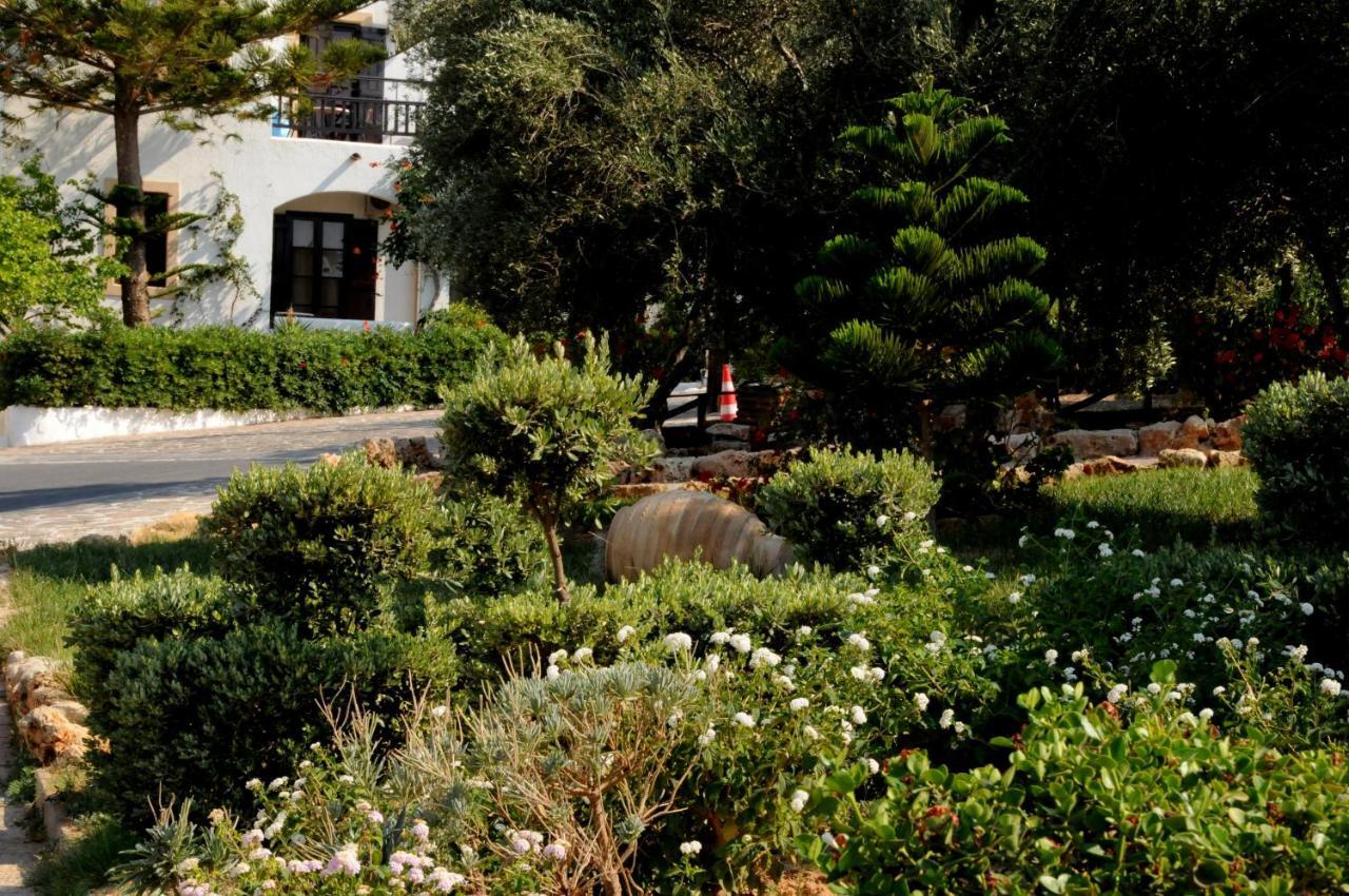 Village & Hotel 4*
