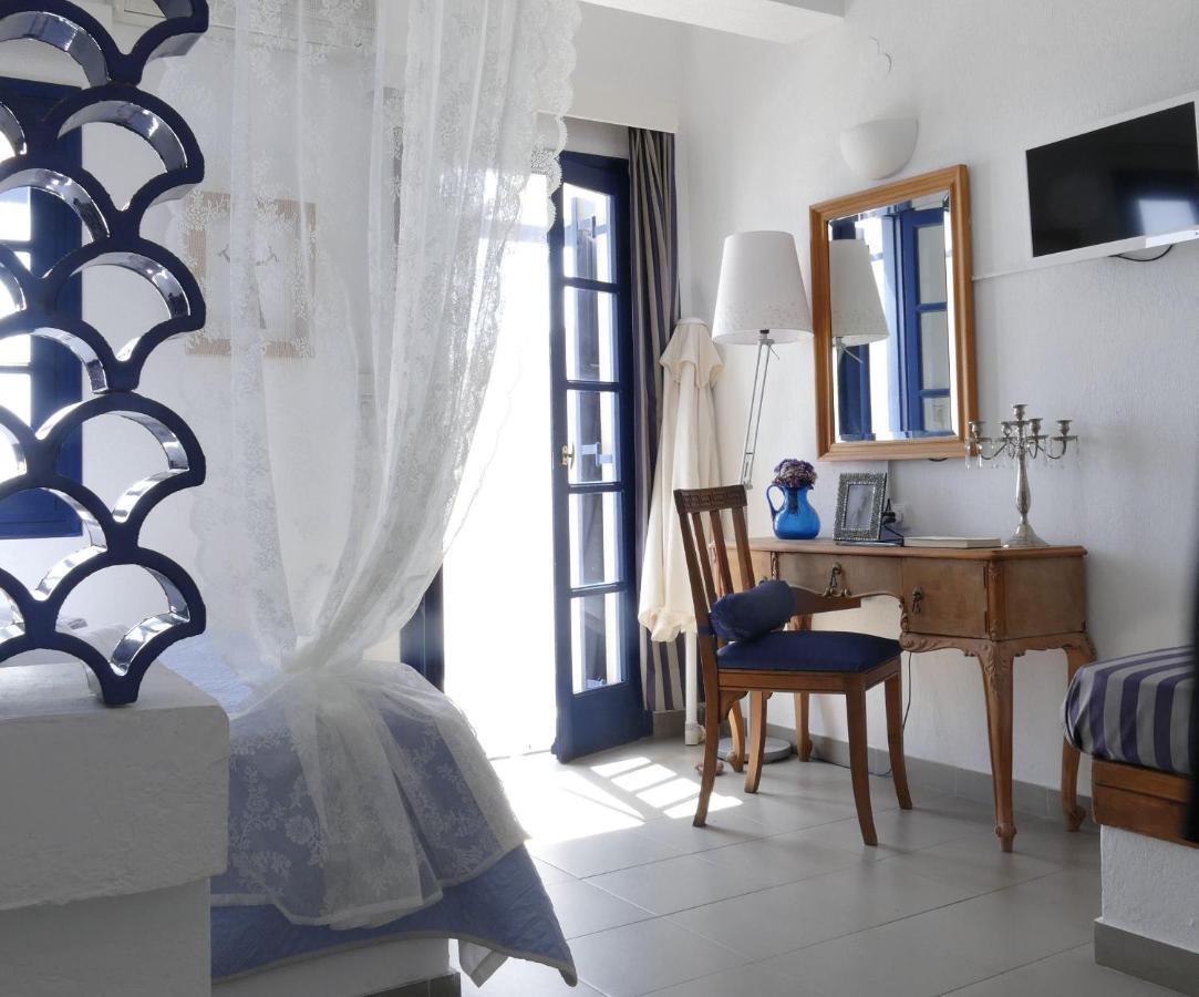 Big Blue Aparthotel 3*