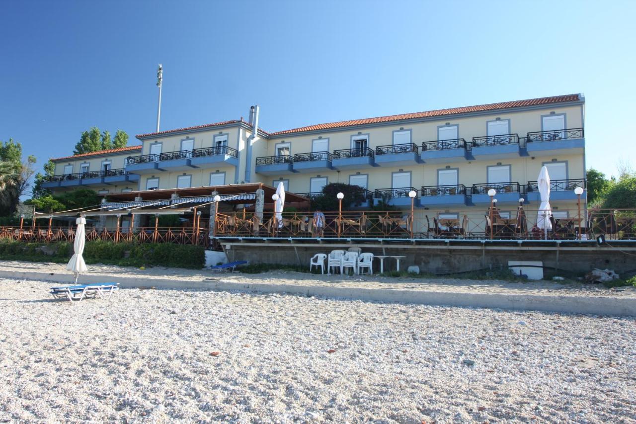Pebble Aparthotel 2*