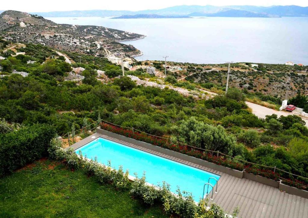 Blue Diamond Villa *