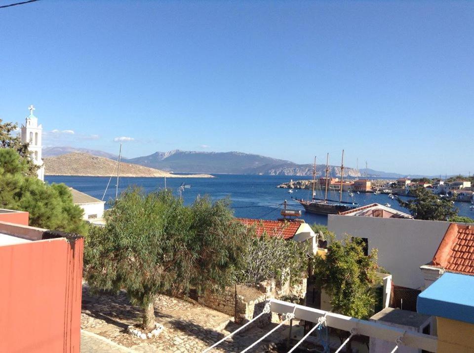 Efraim Amalia Chalki Town