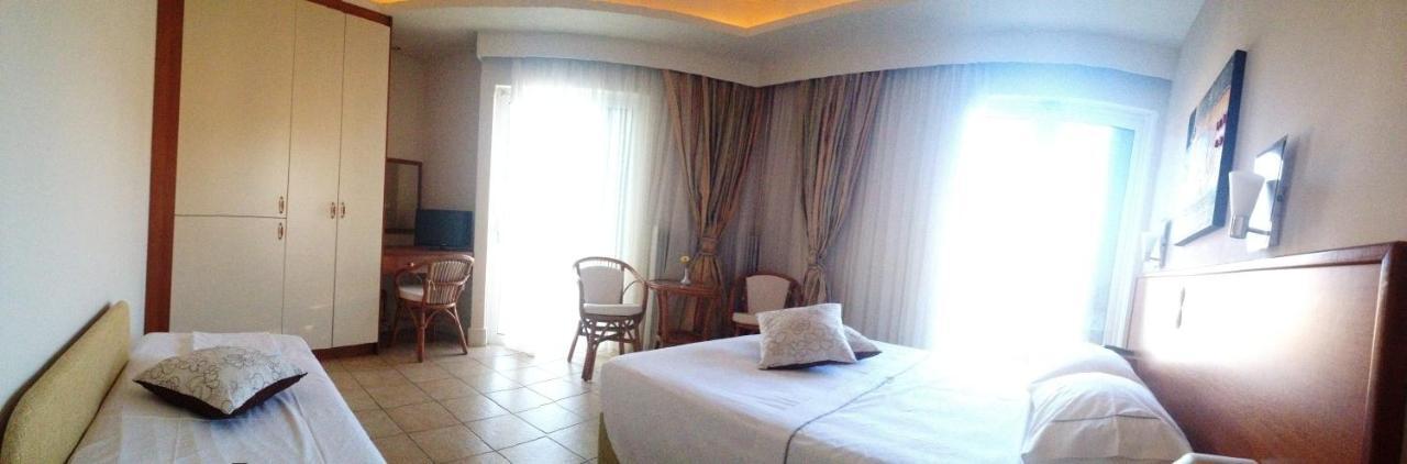 Hotel Souris 2*