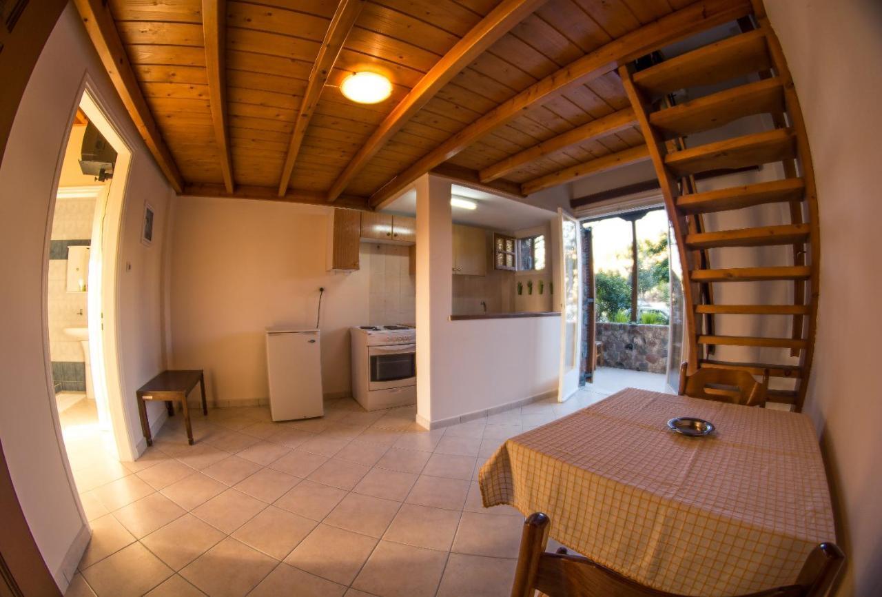 Aparthotel Apartments, Aegina Island 3*