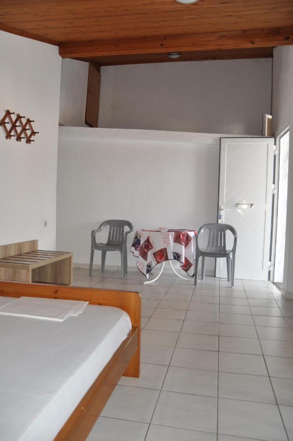 Stavroula ηospitality *