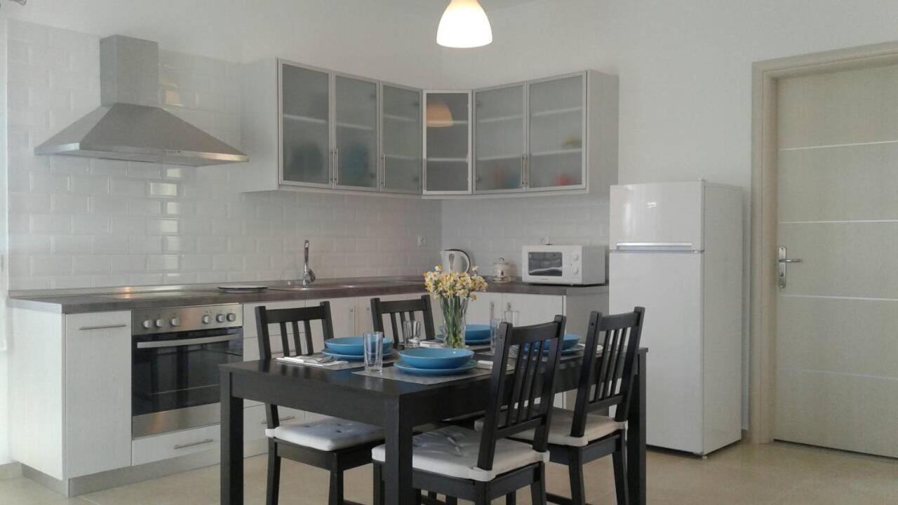 Kanellos Luxury Apartment *