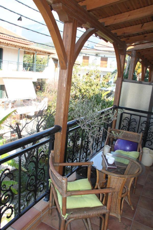 Apartment Niriides Stoupa