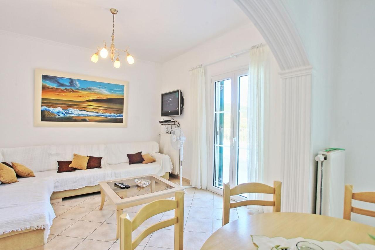 Oneiro Villa Apraos