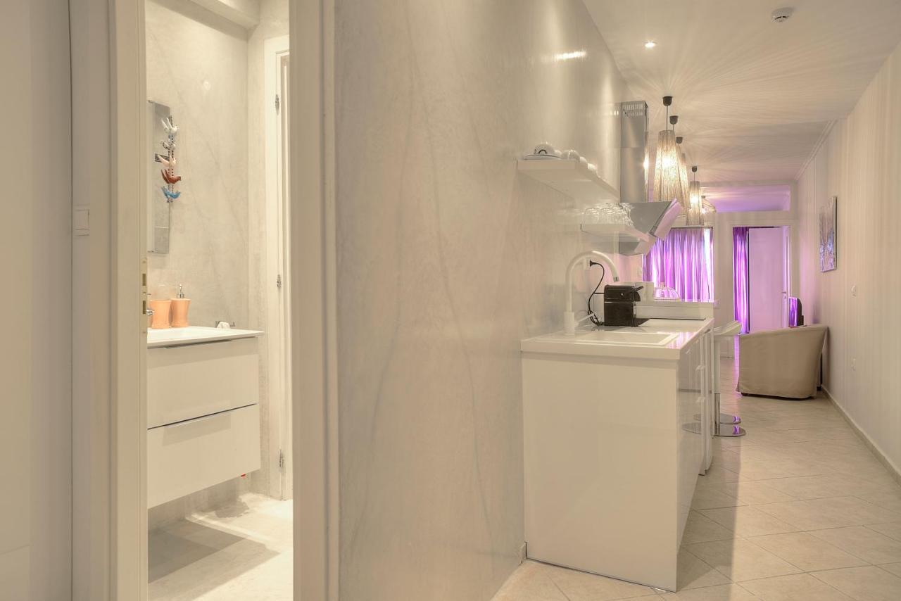 Apartment Downtown Glyfada Smart