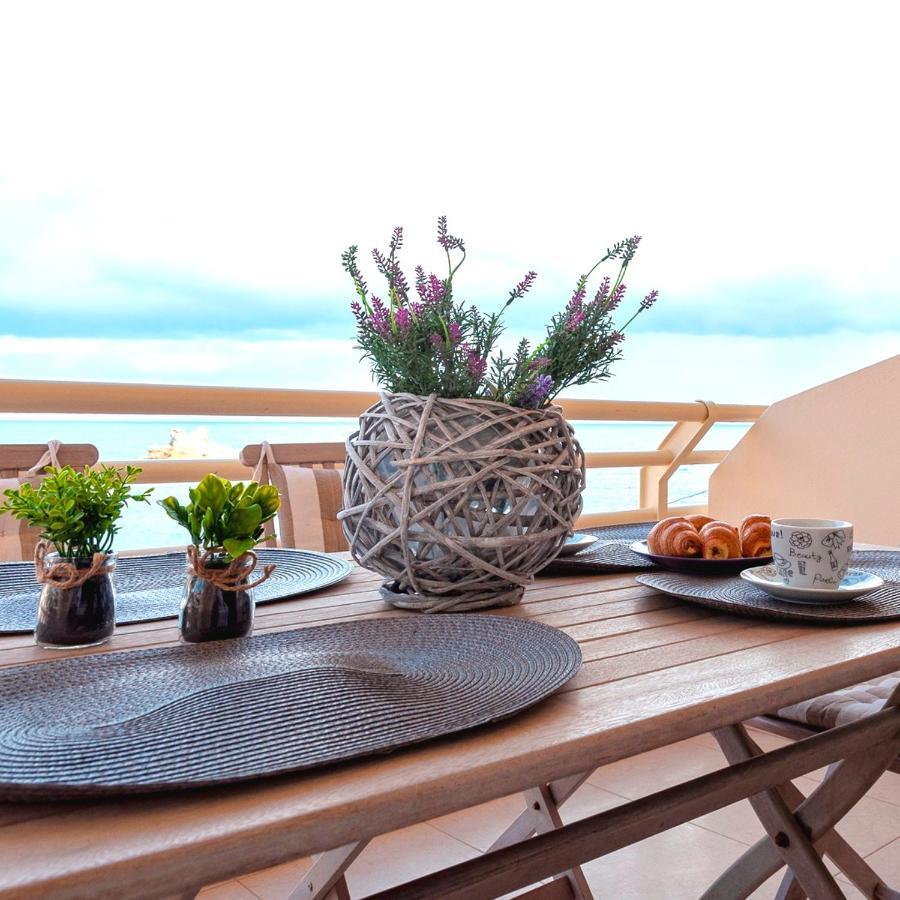 M&n Luxury Family 10meters From The Sea Apartment *