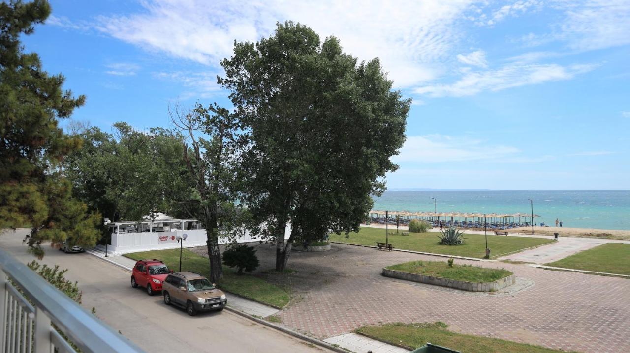 Apartment Chelona *