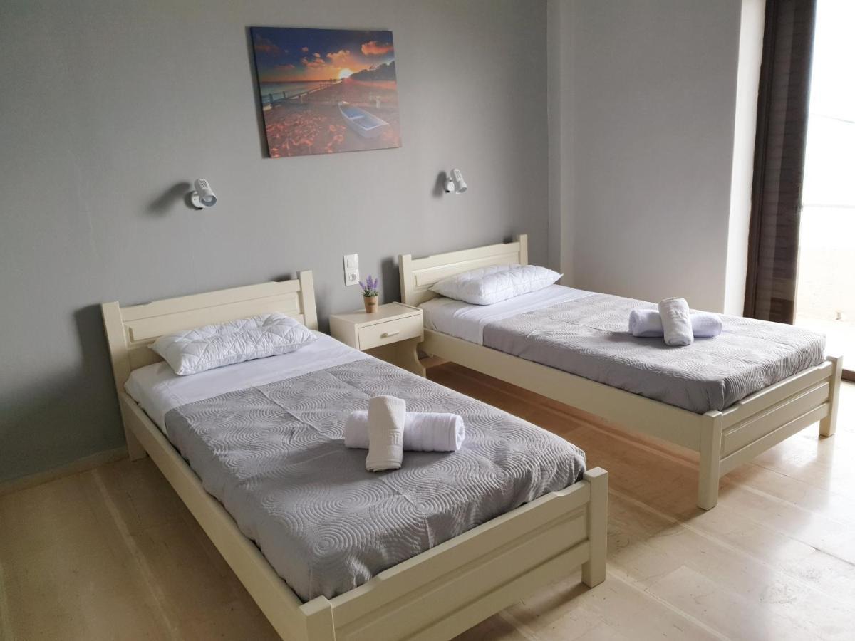 Apartment George's Sea View Mesongi