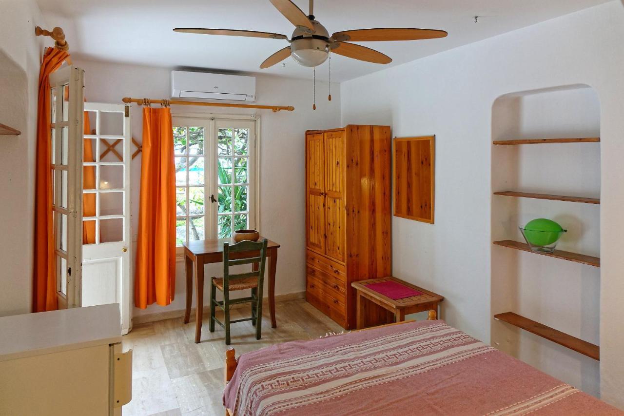 Askella Apartment *