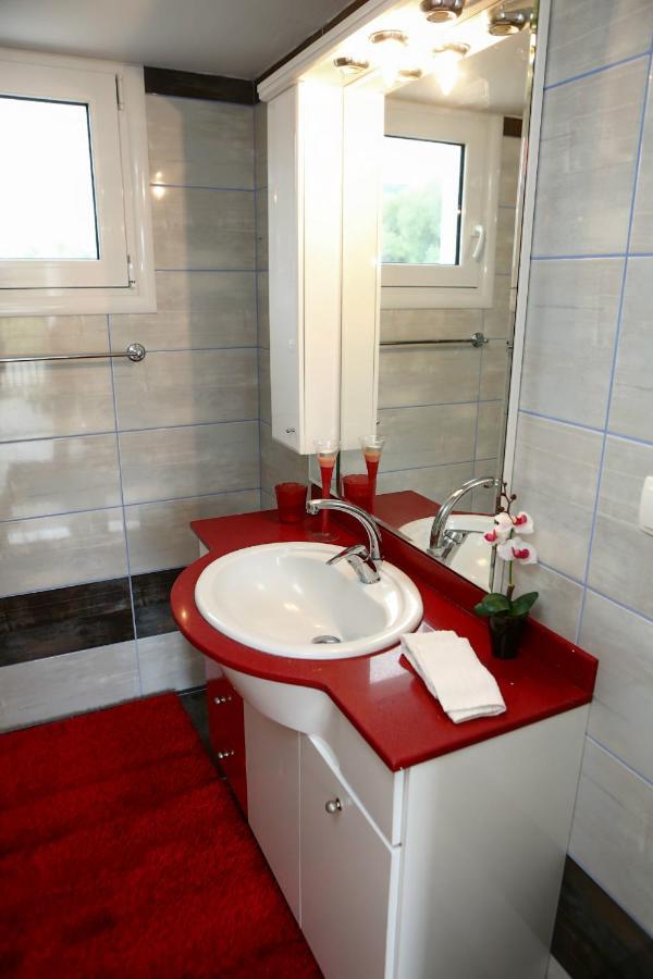 Apartment Isabel Riza (Epirus)