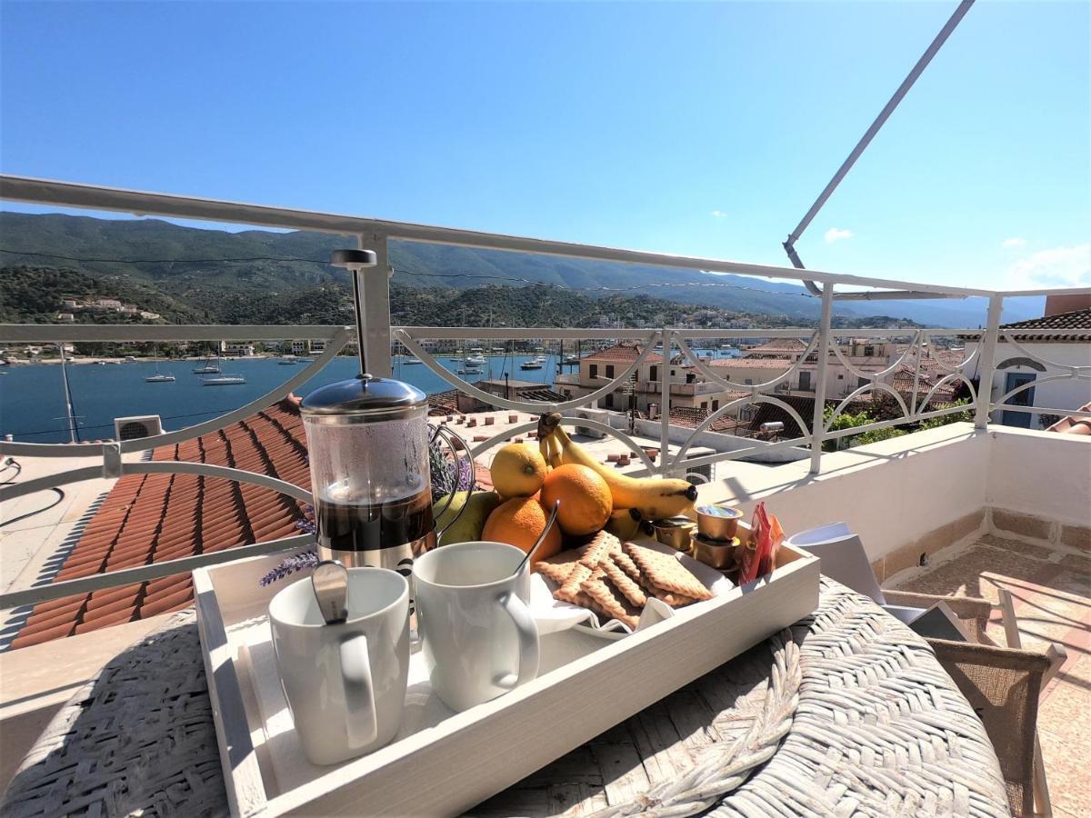 Villaki Poros House *