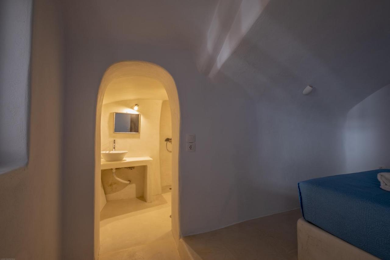 Labyrinth Traditional Villa *