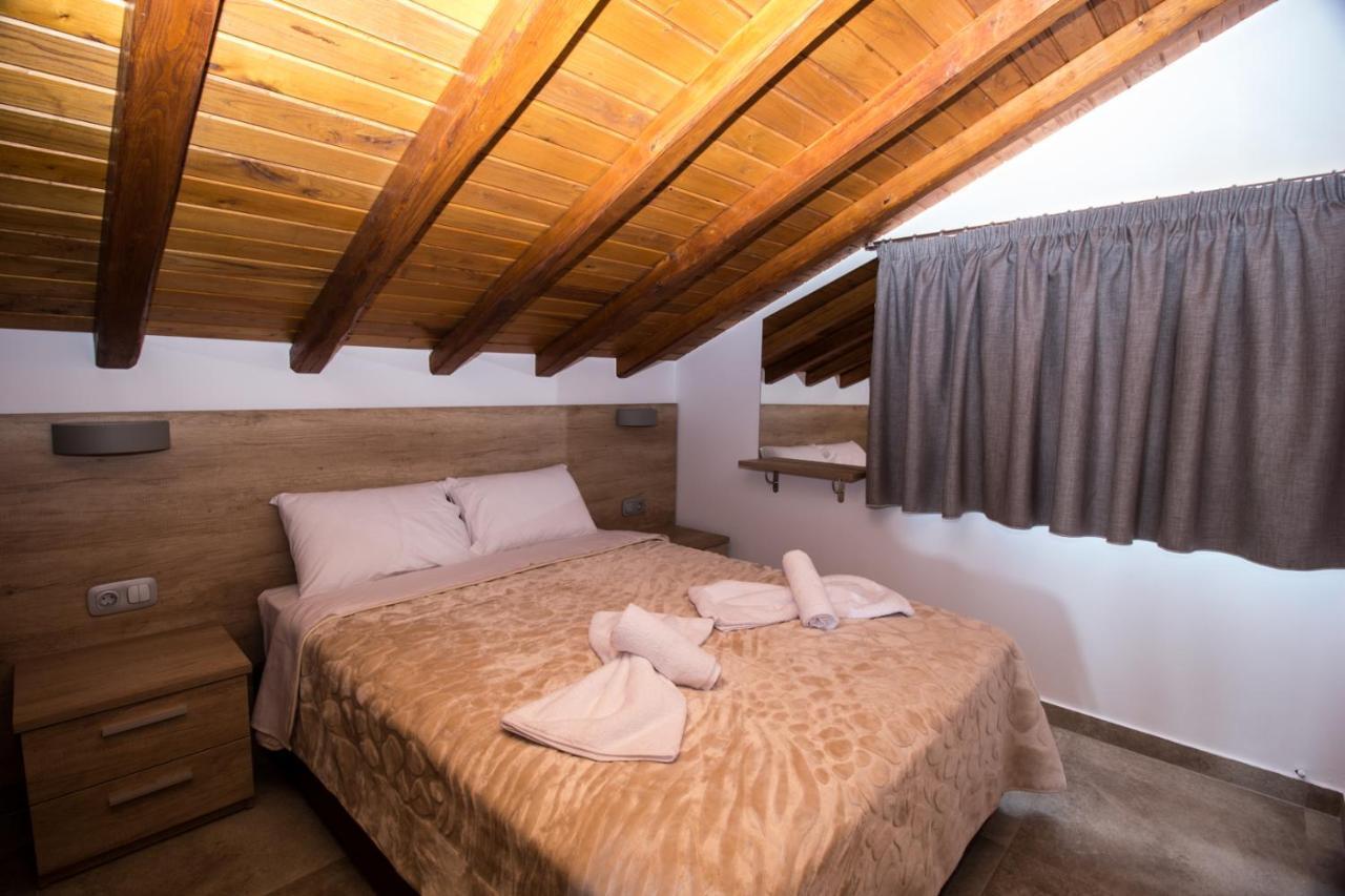 Golden Attic Apartment