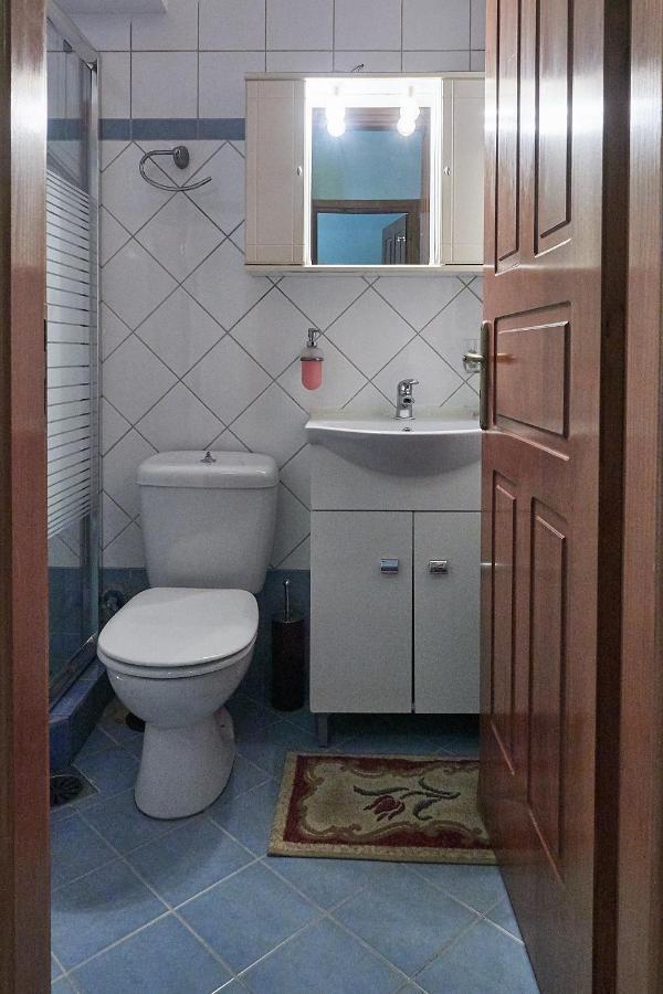 Alexis's House Apartment