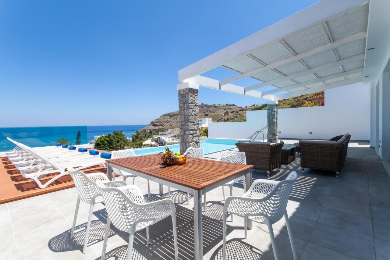 Villa Luxury Sunrise White