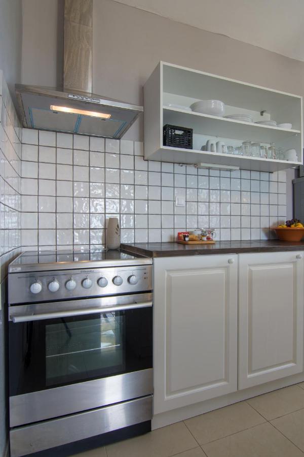 Elaia & No.1 Apartment