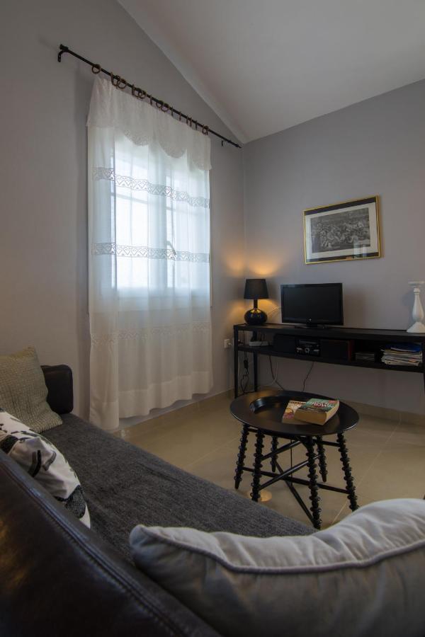 Apartment Elaia & No.1 *