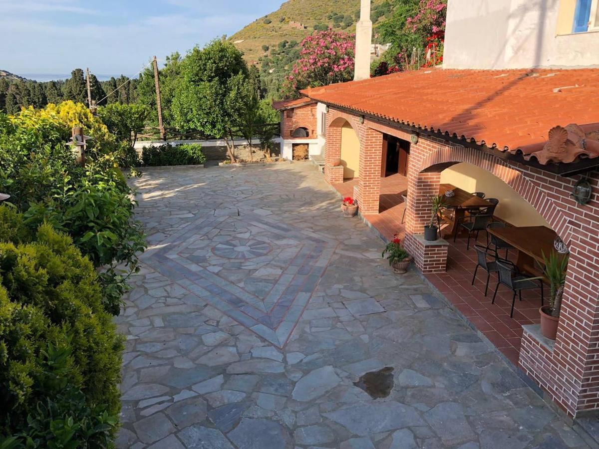 Stone Nest Andros Livadia (Andros)