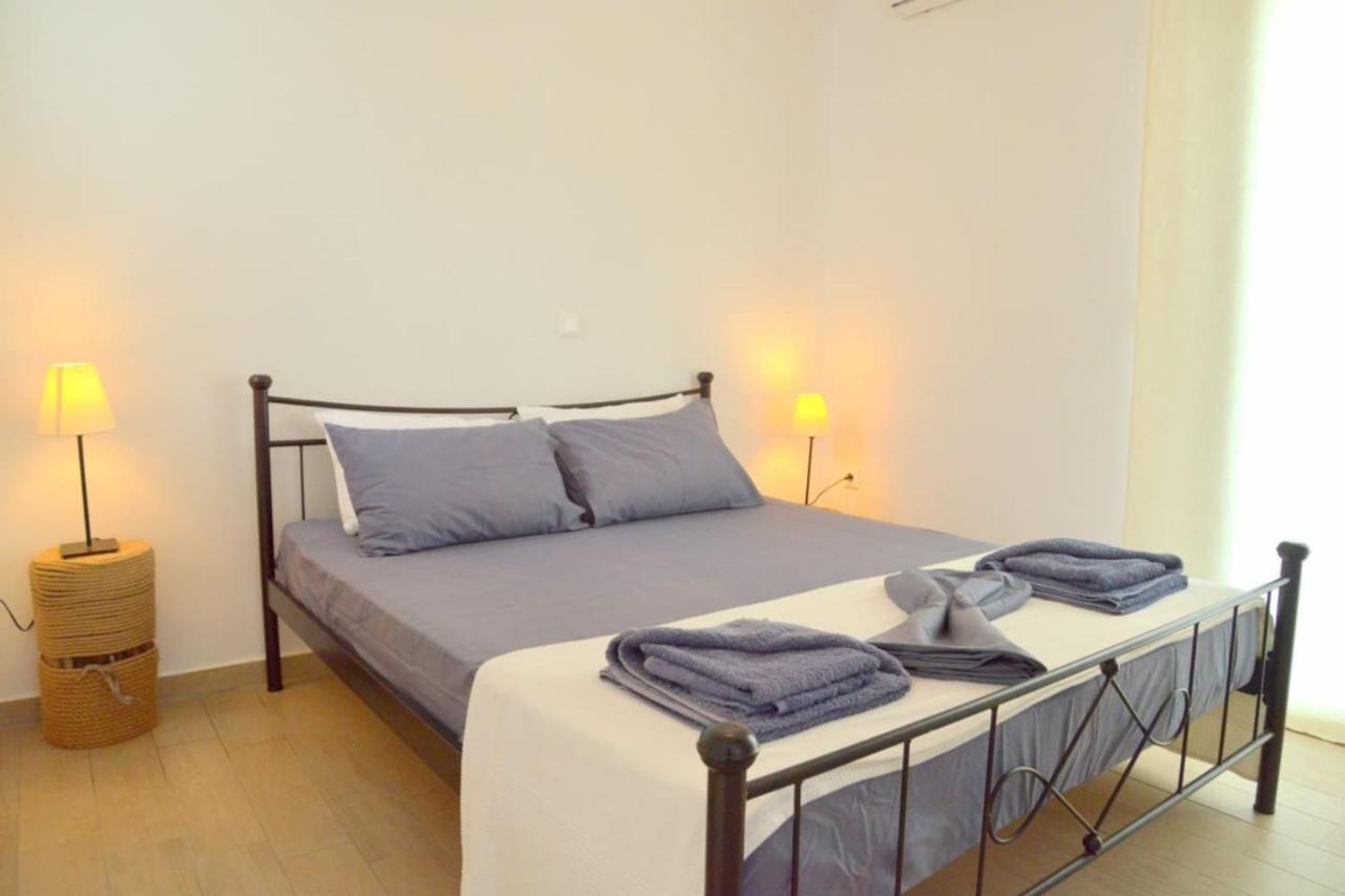 Katy House Adamantas (Milos)