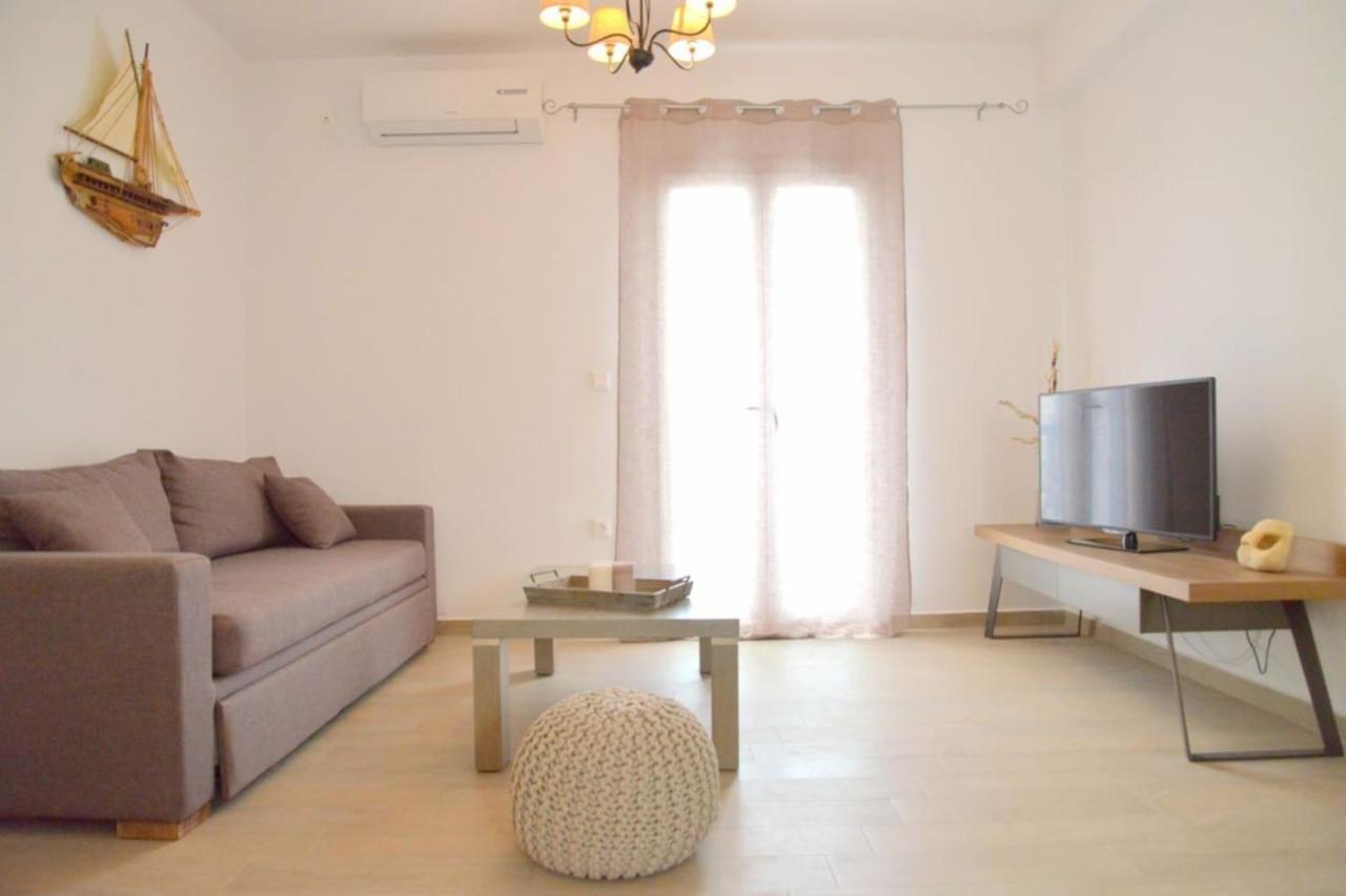 Katy House Apartment Adamantas (Milos)