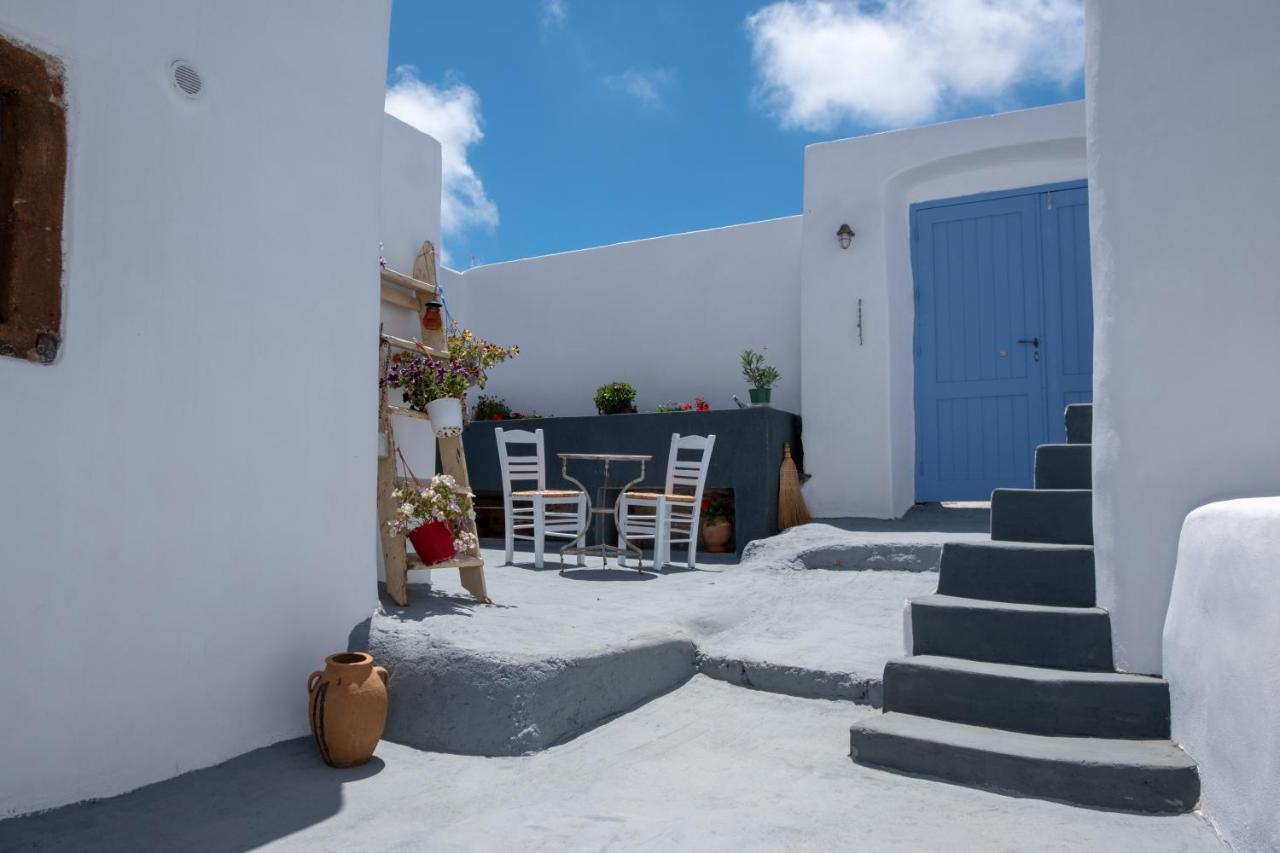 Villa Labyrinth Traditional *