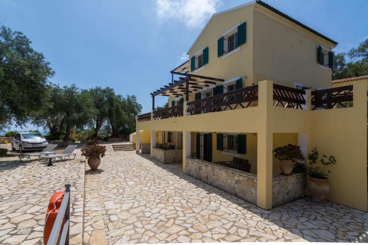 Elaia & No.1 Apartment Gaios
