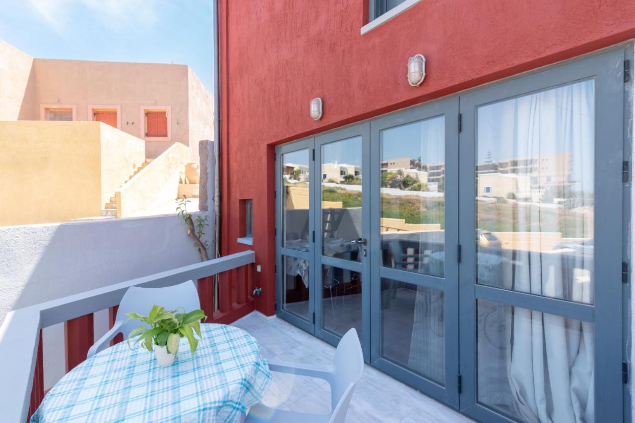 Apartment Red Beachfront *