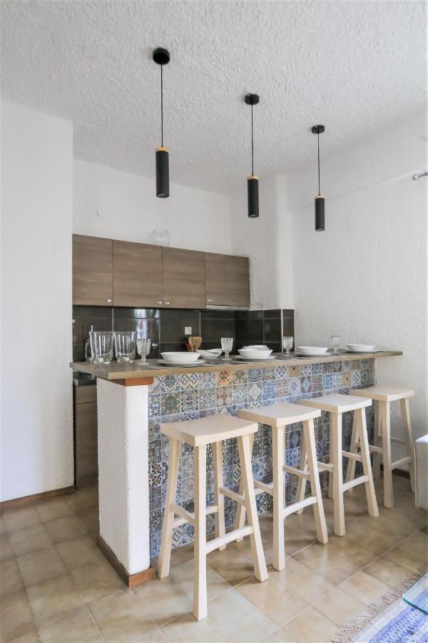 Beachfront Deluxe Apt. *