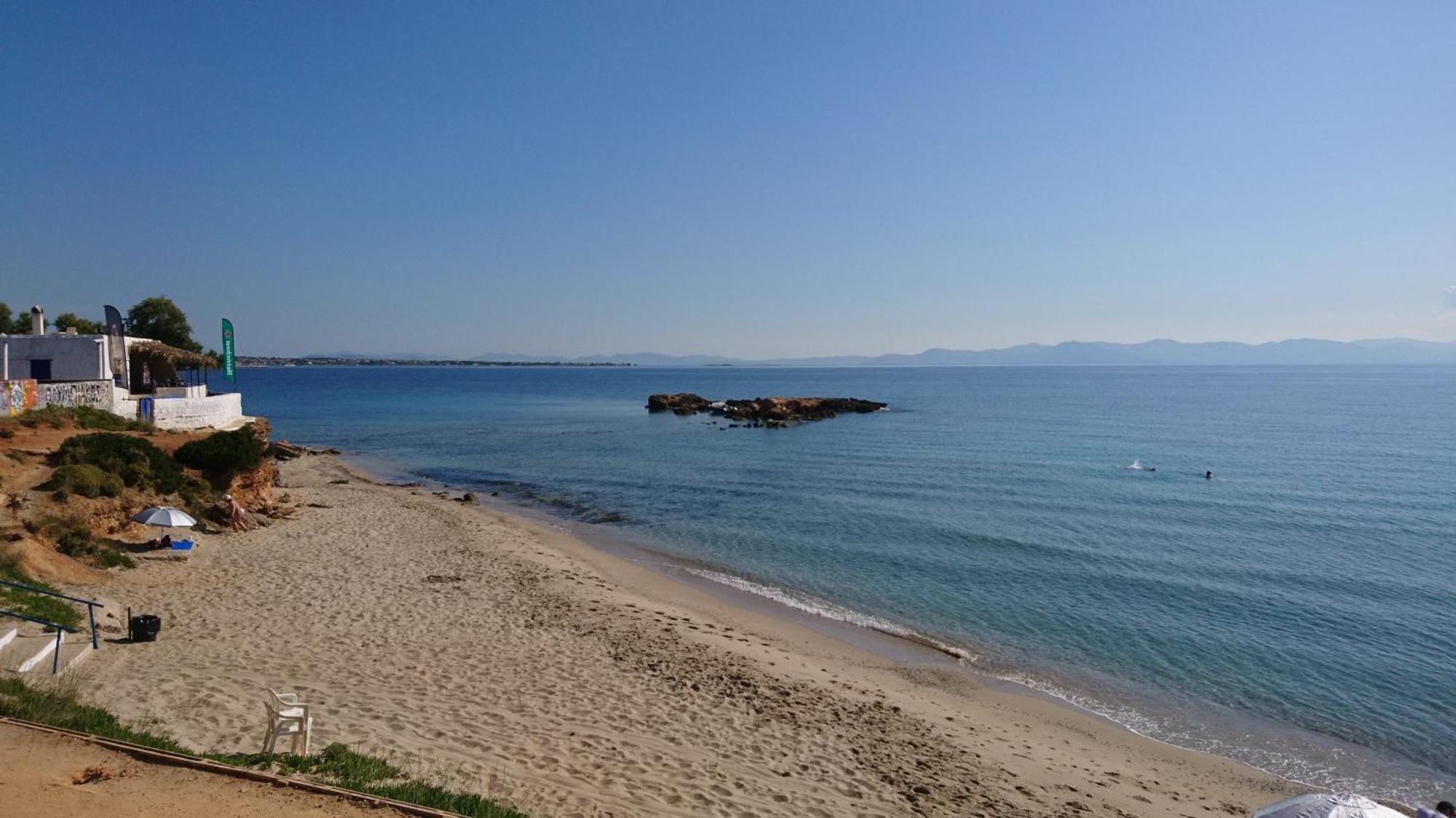Summerhouse Peggy: Close To Athens Airport By The Sea Holiday home *