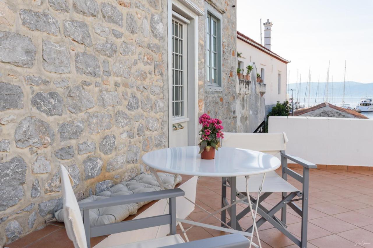 Astraea Apartment
