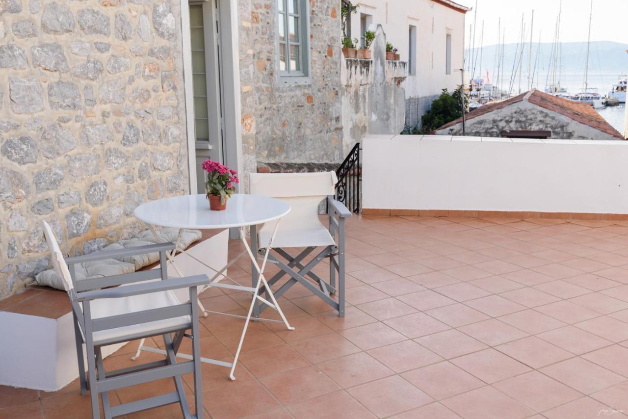 Astraea Apartment