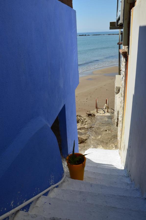La Casa Azul Arkoudi